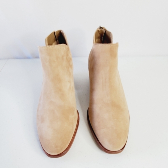 Vince Camuto Leather Abrinna Bootie Size 10 Back Zip Pull-on Ankle Shoe Boot NEW - Picture 3 of 15